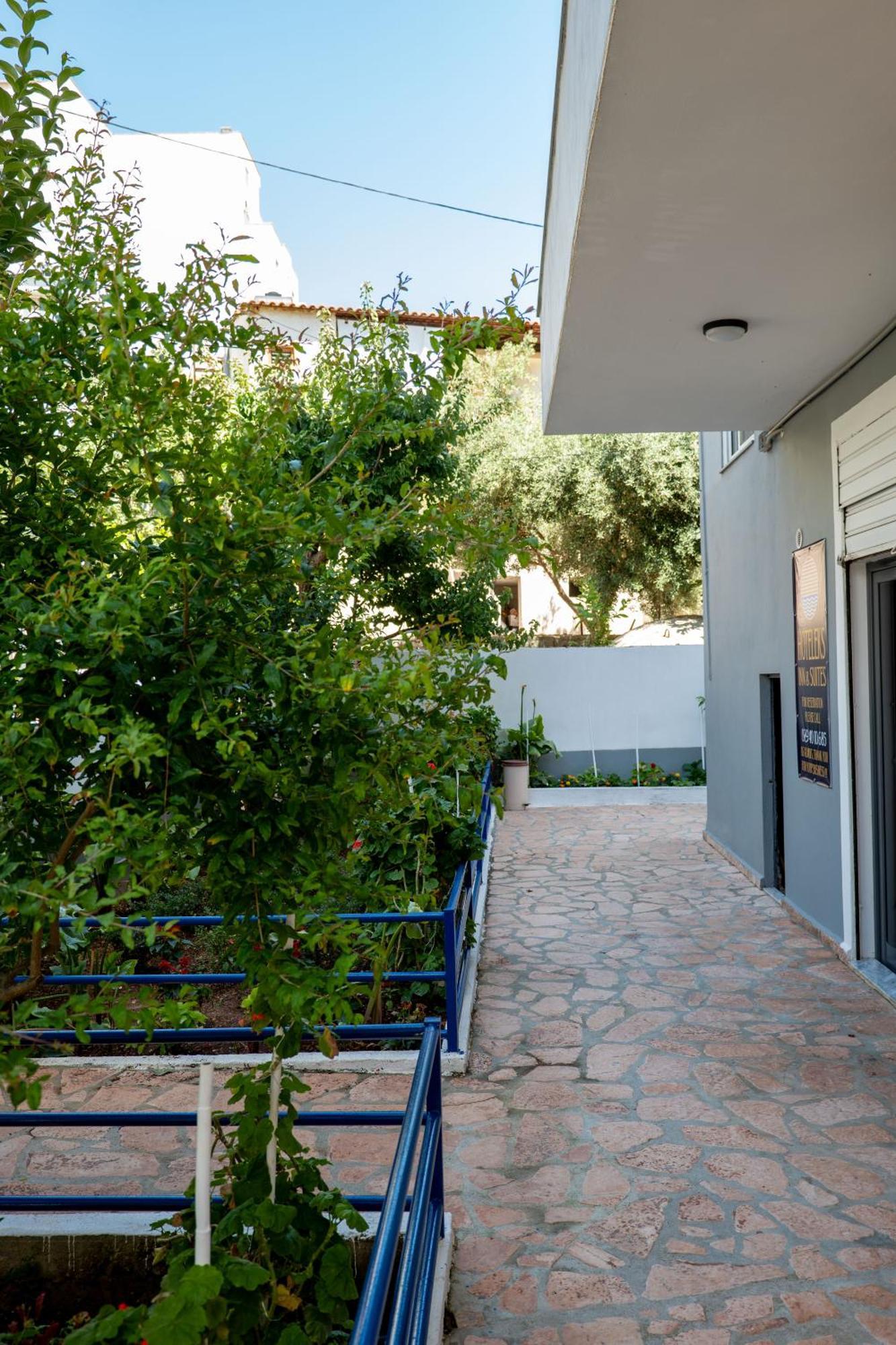Hoteleks Inn & Suites Sarandë Exterior foto